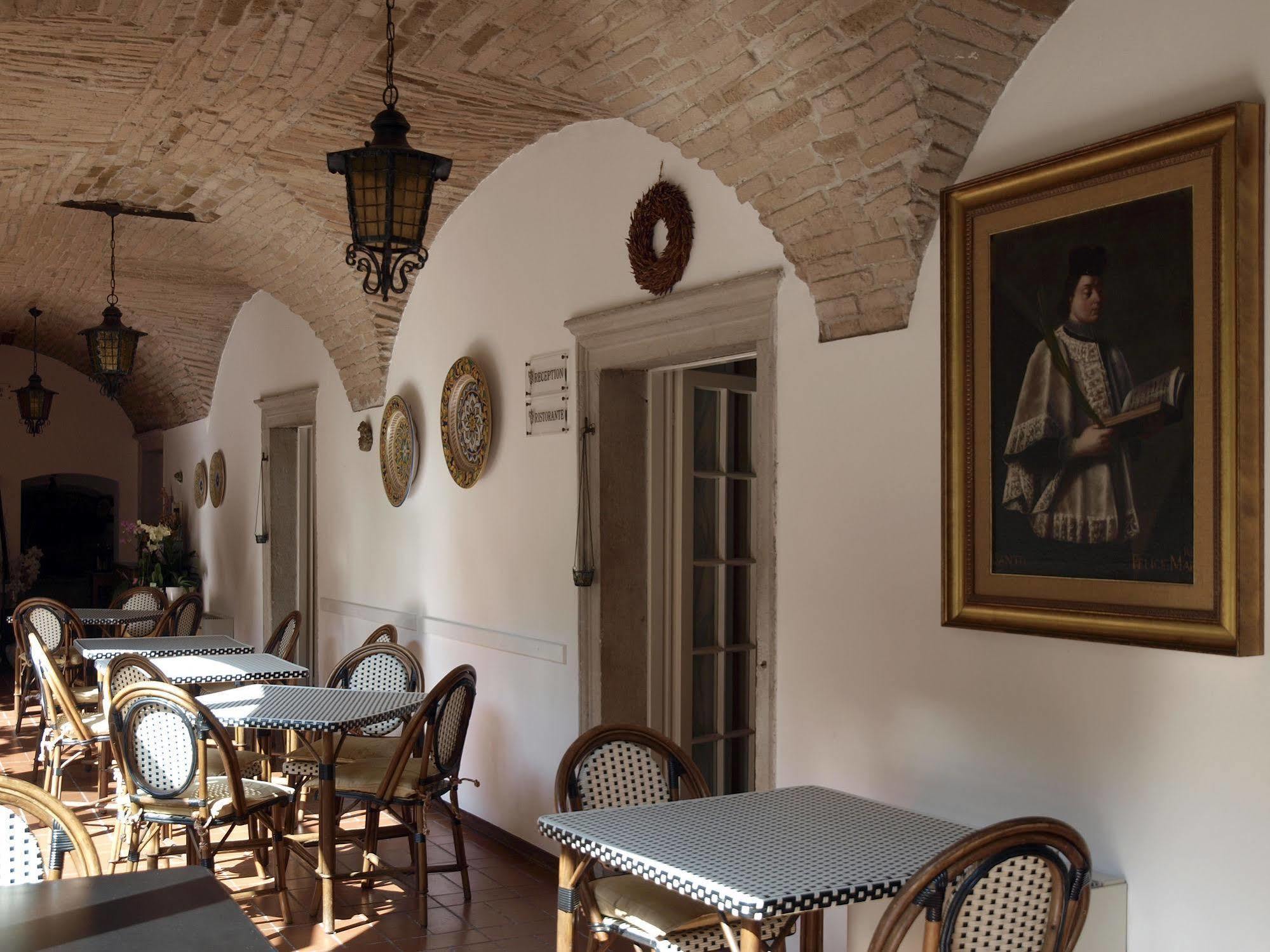 San Filis Hotel 3*